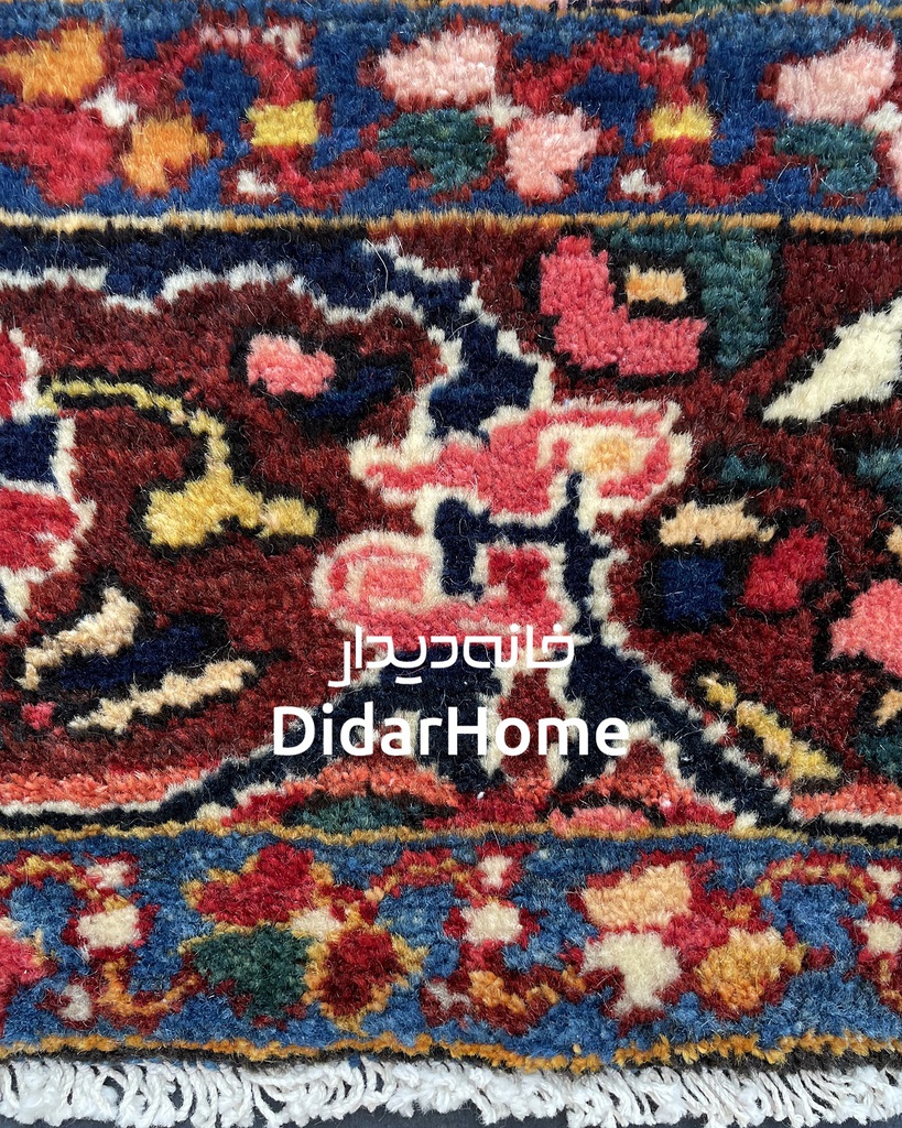 فرش دستباف آنتیک بختیاری طرح ترنجی سه متری