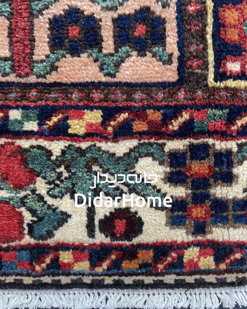 فرش دستباف آنتیک بختیاری طرح خشتی چهار متری
