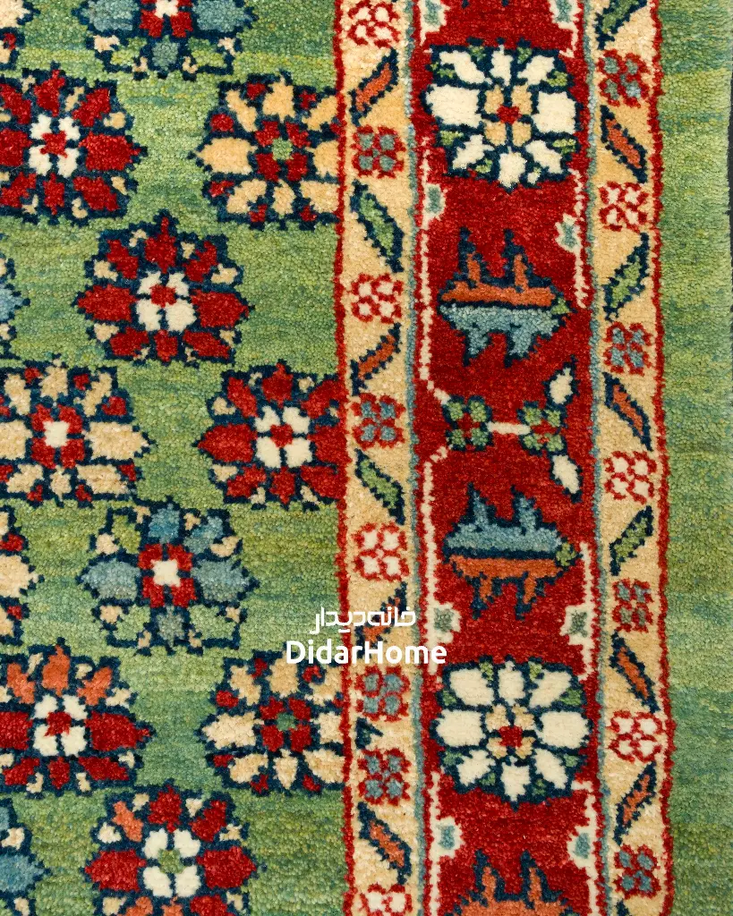 فرش دستباف شکوفه طرح افشان ۱/۶۹ متری