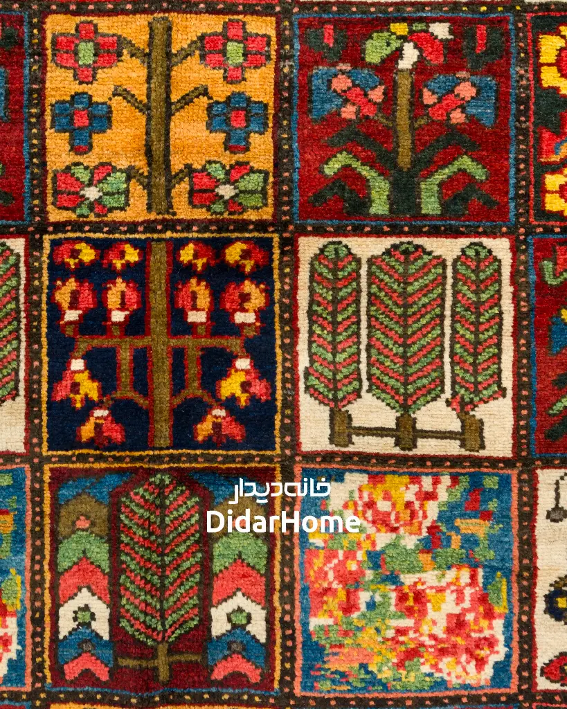 فرش دستباف آنتیک بختیاری طرح خشتی ۴/۵۴ متری