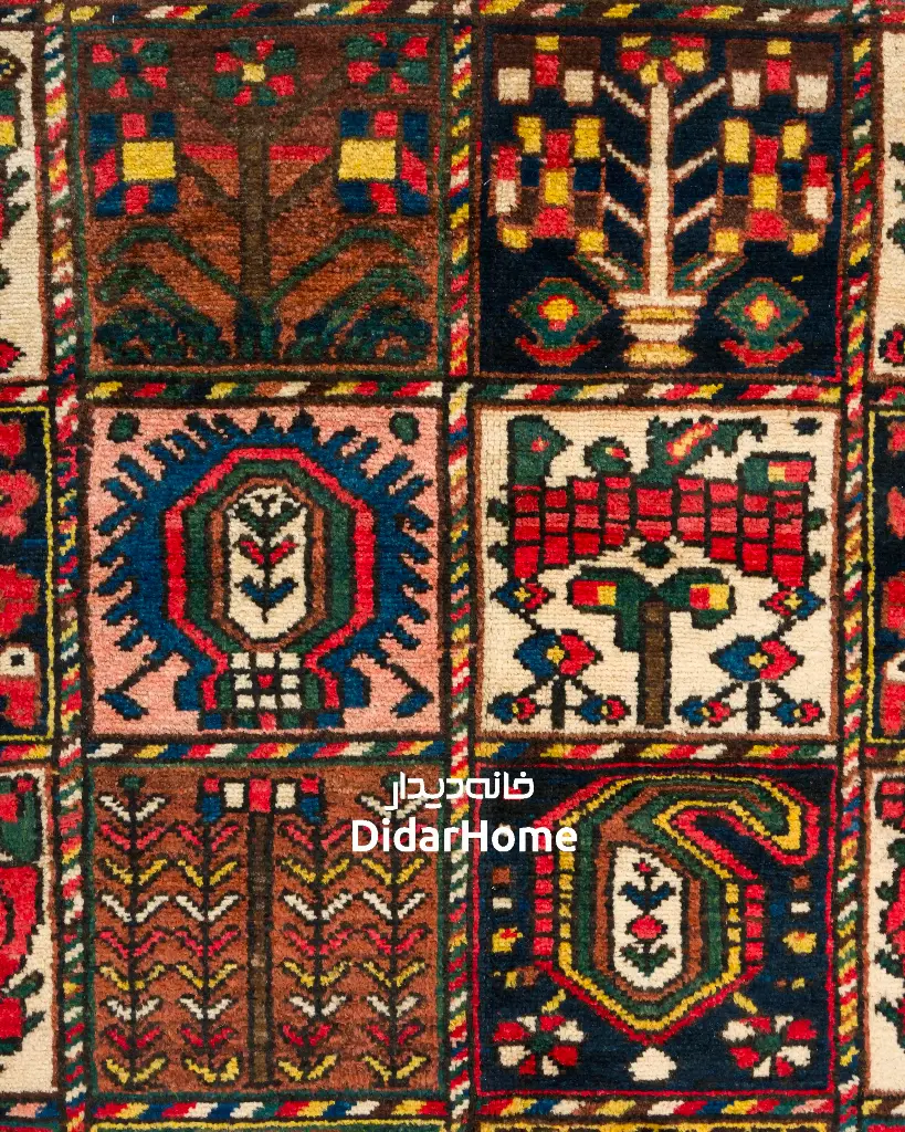فرش دستباف آنتیک بختیاری طرح خشتی ۵/۲۷ متری