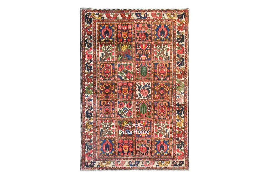 فرش دستباف آنتیک بختیاری طرح خشتی سه متری
