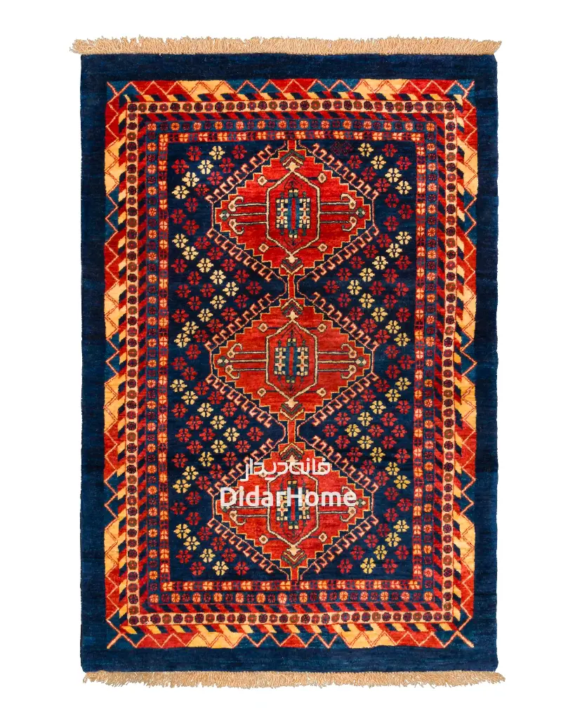 فرش دستباف بختیاری طرح ترنجی ۱/۱۵ متری