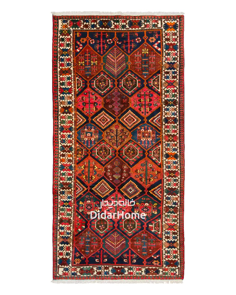 فرش دستباف آنتیک بختیاری طرح بندی ۴/۷۴ متری