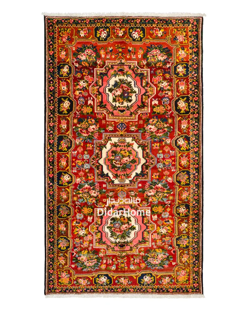 فرش دستباف آنتیک گلفرنگ طرح ترنجی ۸/۵۰ متری