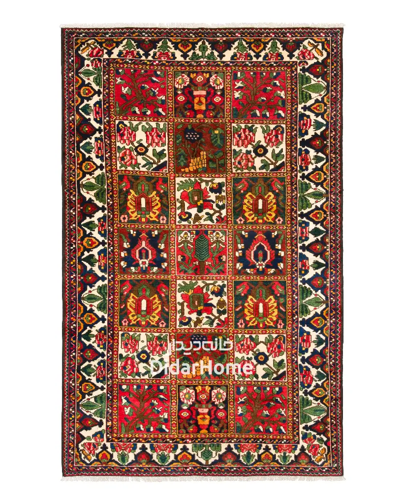 فرش دستباف آنتیک بختیاری طرح خشتی ۴/۴۶ متری