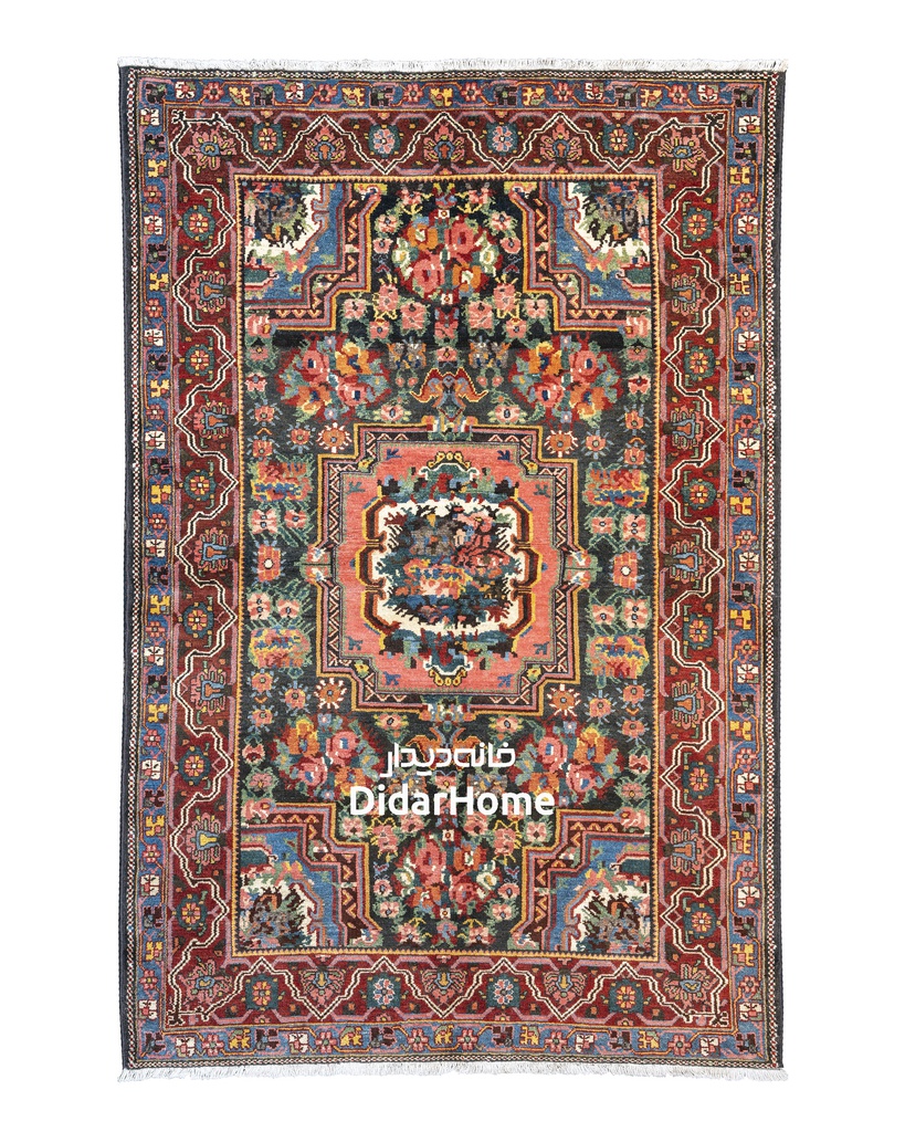 فرش دستباف آنتیک بختیاری طرح ترنجی سه متری