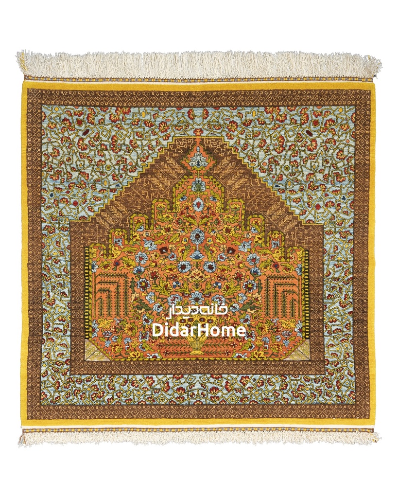 فرش دستباف قشقایی طرح محرابی ذرع و نیم